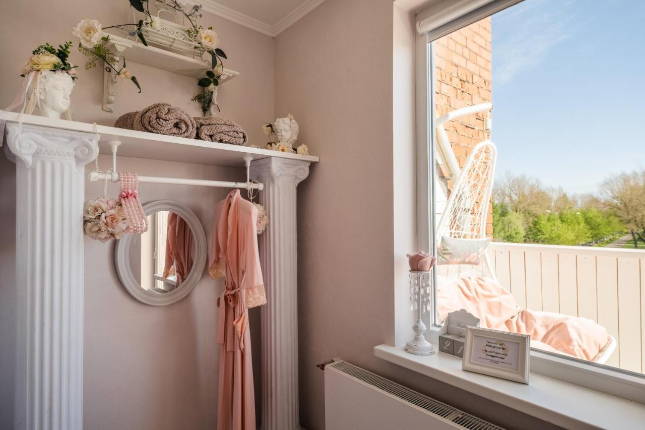 Vintage Lounge Studio With Sea View In Liepaja Exterior photo