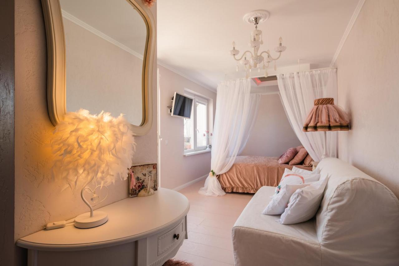 Vintage Lounge Studio With Sea View In Liepaja Exterior photo
