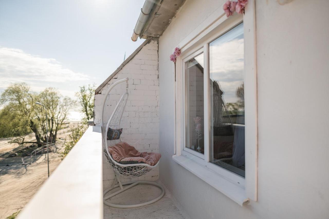 Vintage Lounge Studio With Sea View In Liepaja Exterior photo